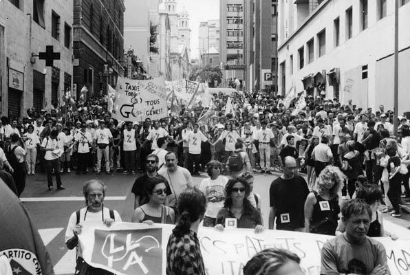 Genova 2001: Manifestazione contro il G8